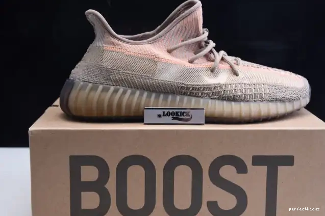 BOOST V2 YEEZY FZ5240 